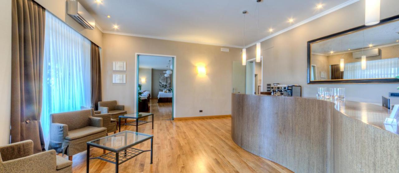 Hotel Belvedere Thiene Bagian luar foto